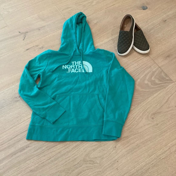 The North Face • Women’s Teal Pullover Hoodie - Picture 4 of 4